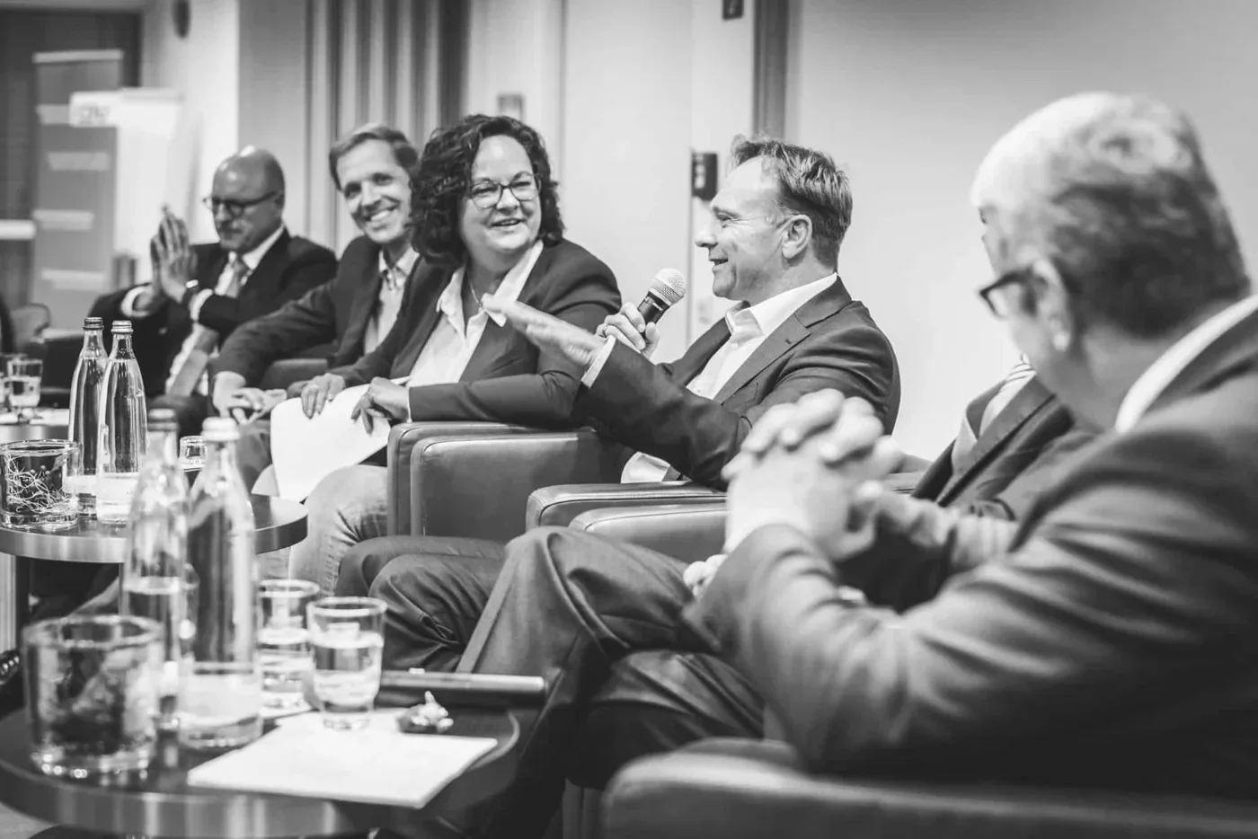 Podiumsgespräch auf einer Veranstaltung
